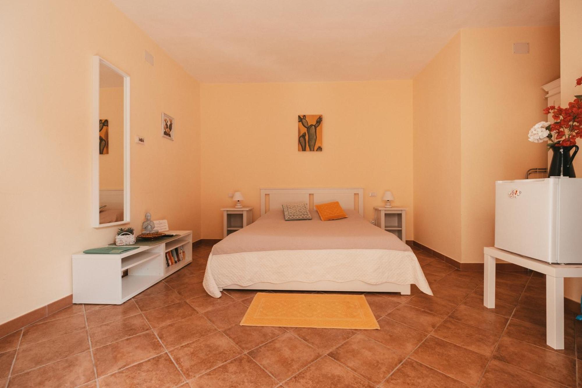 Villa Bella Salmagi - Surya Sardinia Holidays & Yoga Capitana Eksteriør bilde