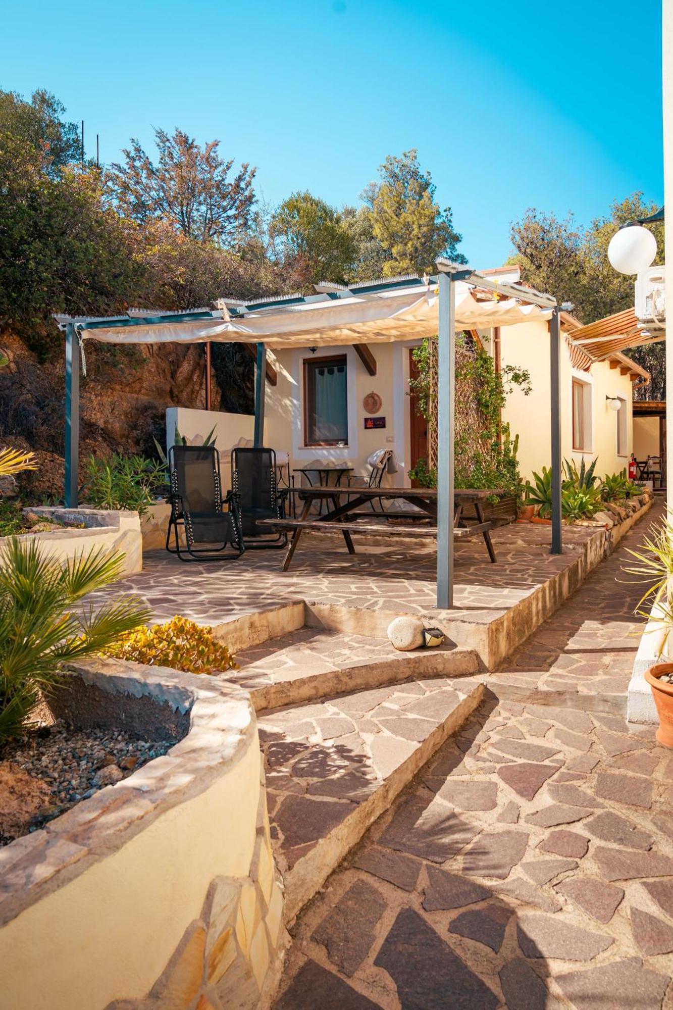Villa Bella Salmagi - Surya Sardinia Holidays & Yoga Capitana Eksteriør bilde